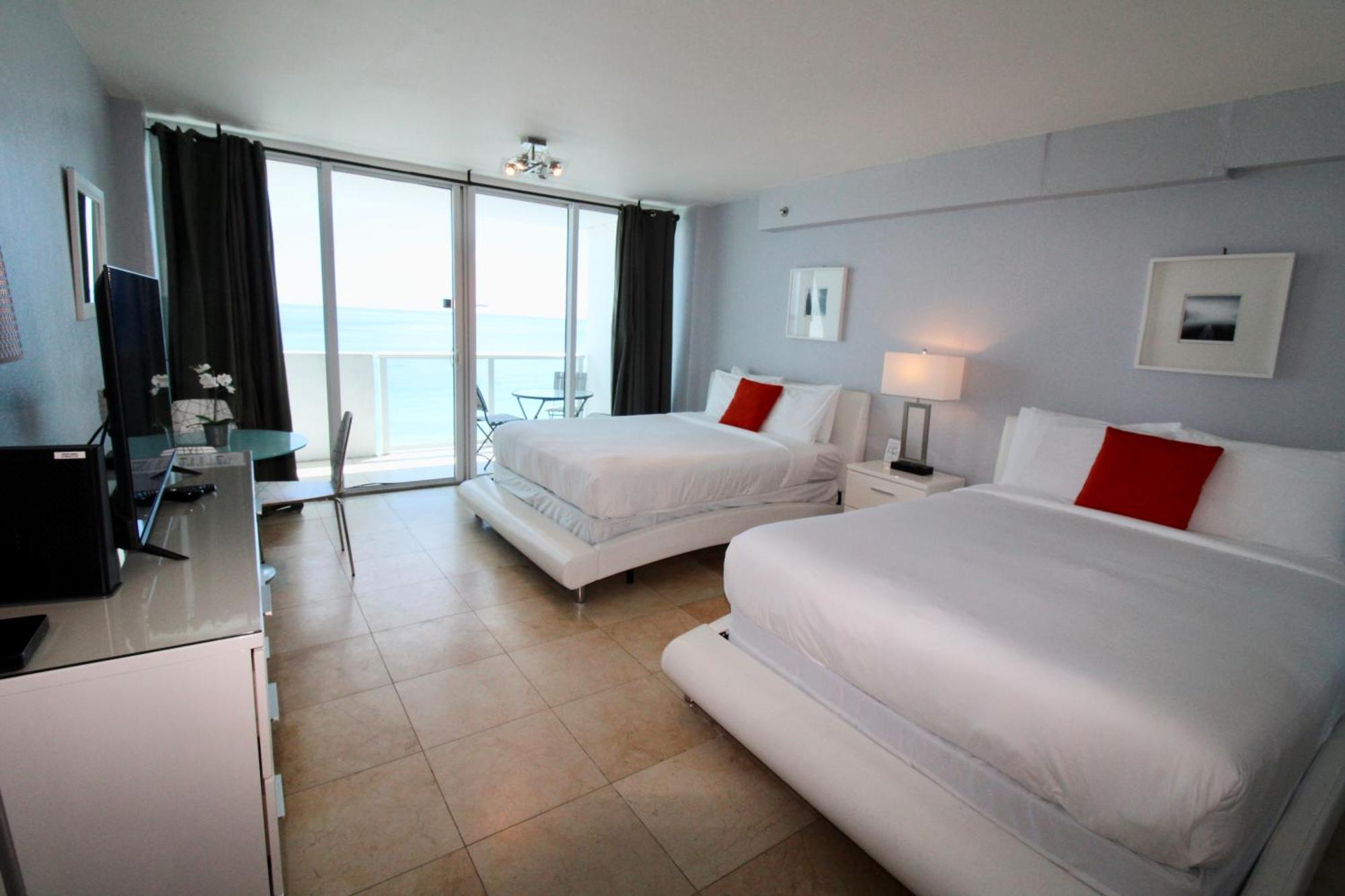Castle 828 Oceanfront View With Balcony, Pool, Tennis, Beach Access And Free Parking! Маямі-Біч Екстер'єр фото