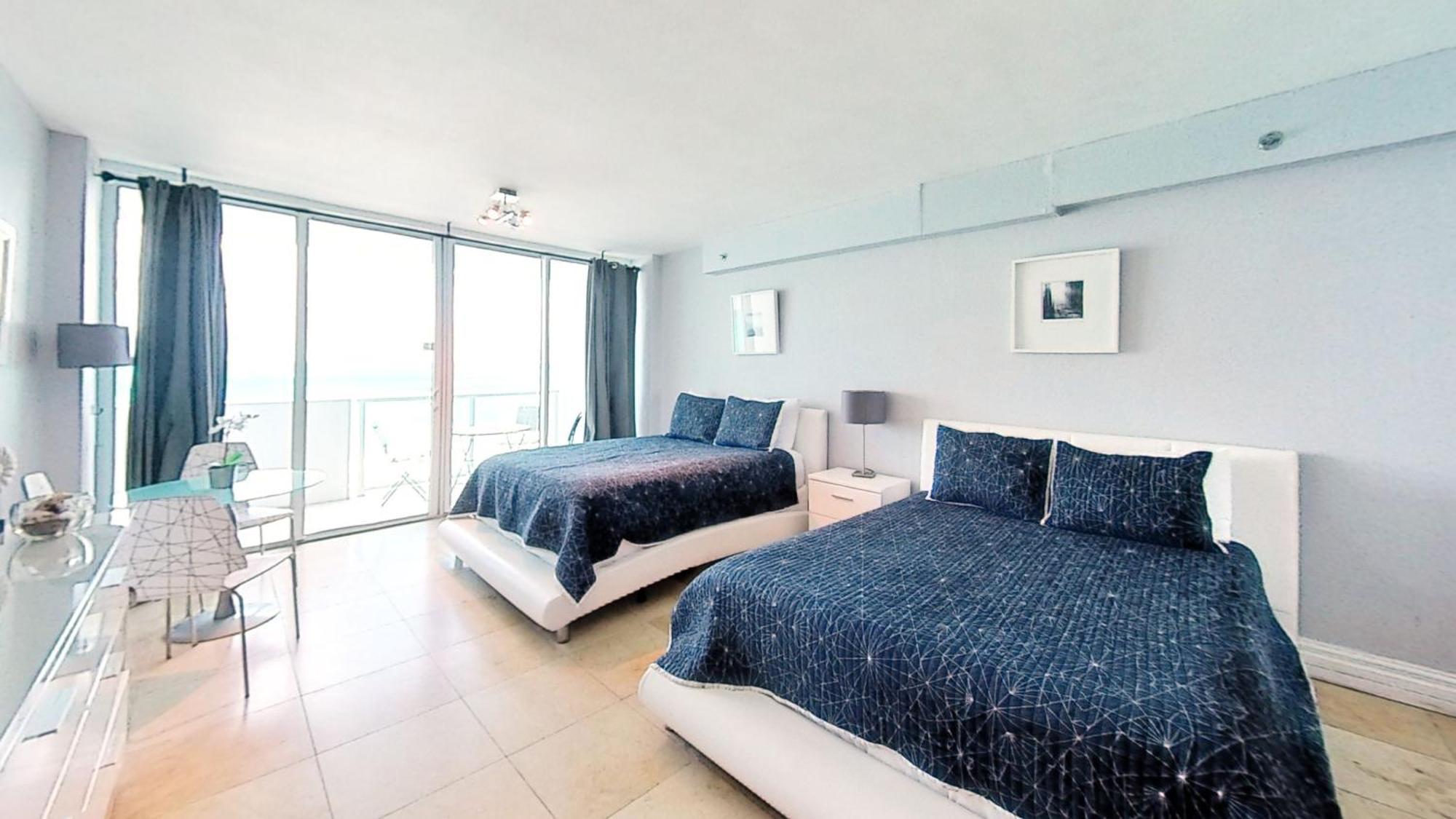 Castle 828 Oceanfront View With Balcony, Pool, Tennis, Beach Access And Free Parking! Маямі-Біч Номер фото